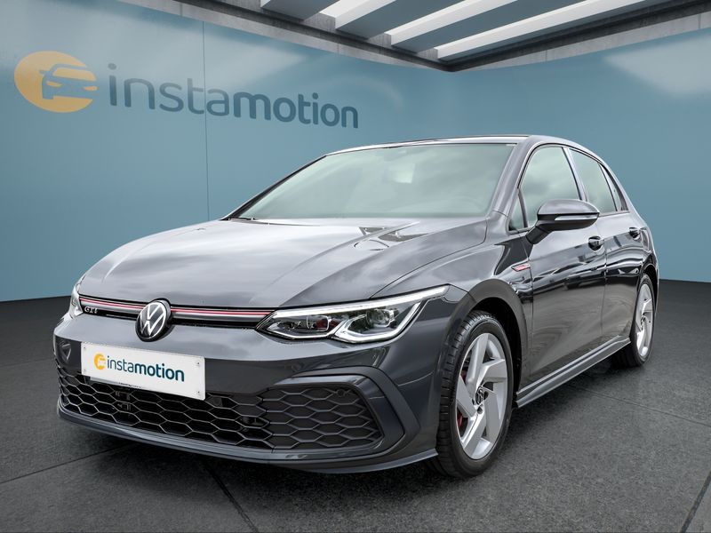 Volkswagen Golf 8 2.0