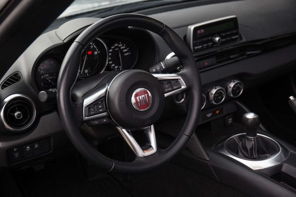 Fiat 124 Spider 1.4 MultiAir Turbo 103 kW image number 9