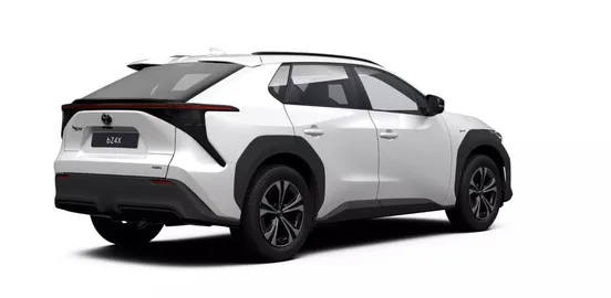 Car image 4