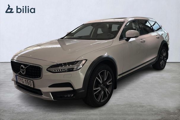 Volvo V90 Cross Country D5 AWD Pro 175 kW image number 1