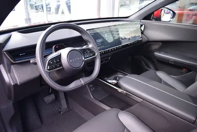 Car image 26