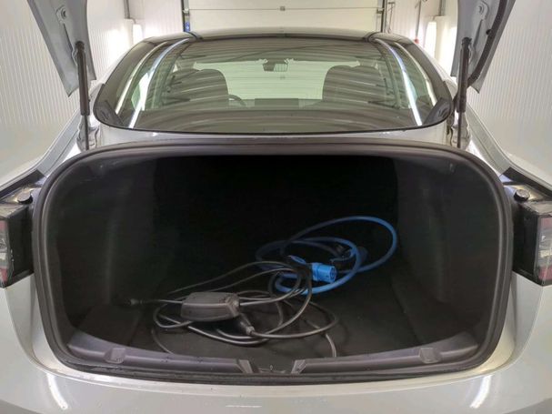 Tesla Model 3 60 Plus 239 kW image number 7