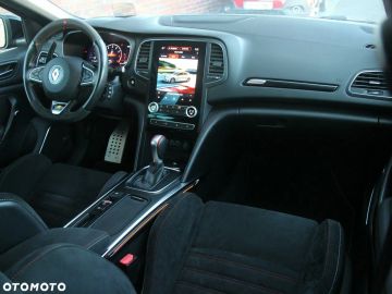 Car image 32