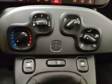 Car image 37