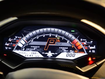 Car image 20
