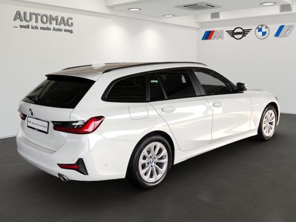 BMW 318i Touring 115 kW image number 3