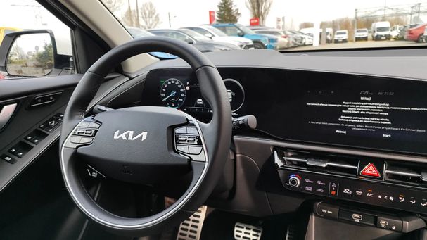 Kia Niro e 64 kWh 150 kW image number 11