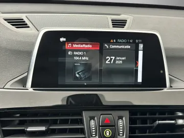 Car image 35