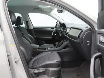 Car image 39
