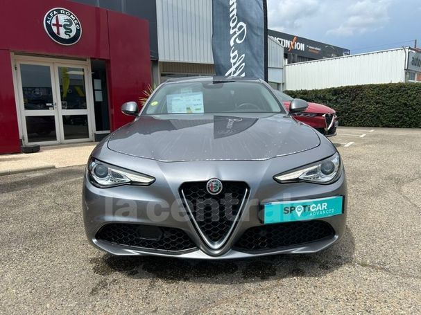 Alfa Romeo Giulia 2.2 AT8 Super 118 kW image number 3