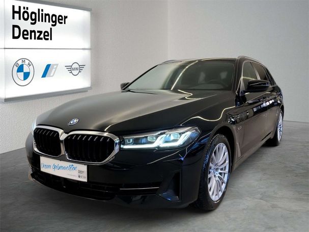 BMW 530i Touring xDrive 185 kW image number 2