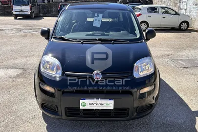 Car image 4