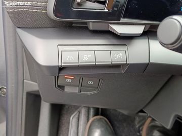 Car image 37