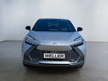 Car image 3