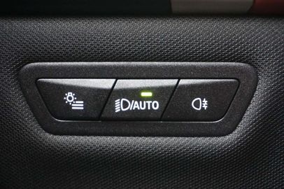 Car image 41