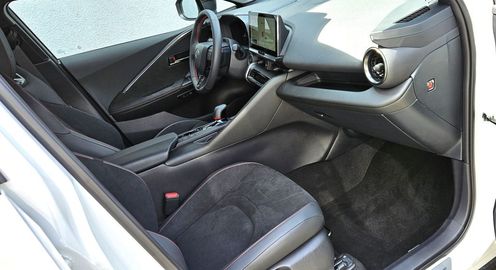 Car image 13