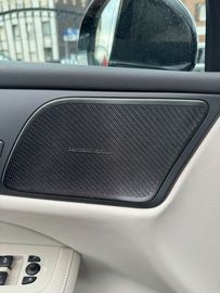 Car image 37