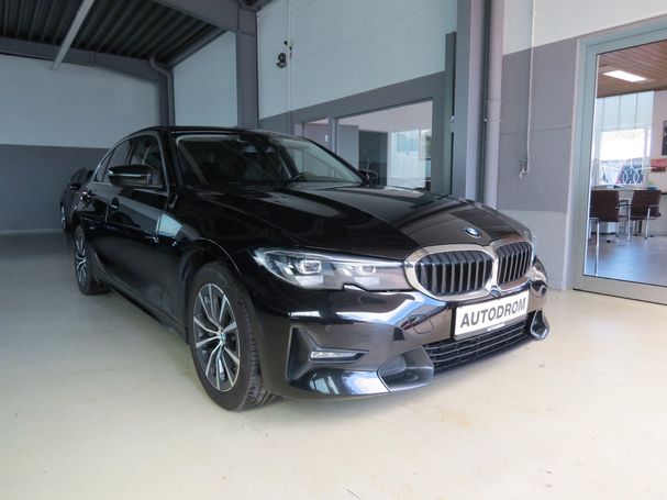 BMW 330d xDrive 195 kW image number 2