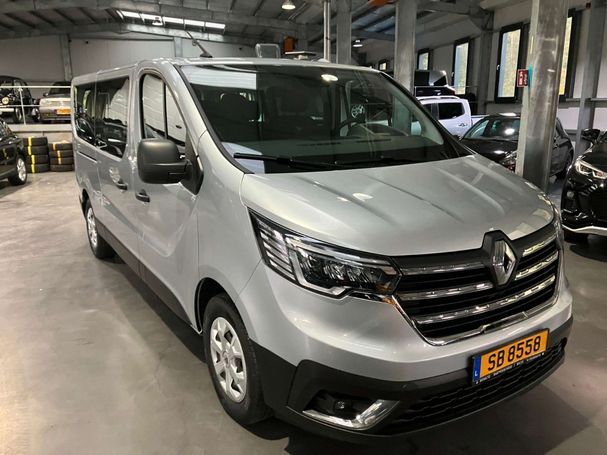 Renault Trafic Grand 150 110 kW image number 1