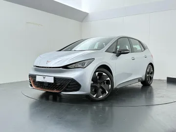 Car image 33