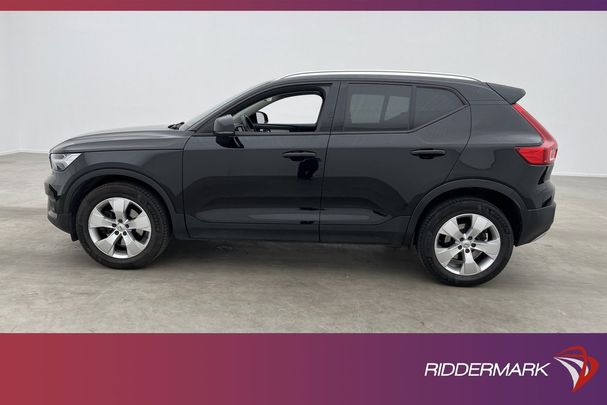 Volvo XC40 D3 AWD Momentum 110 kW image number 4