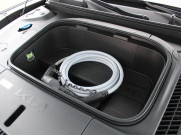 Car image 33