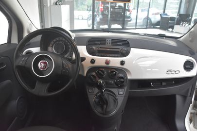 Car image 14