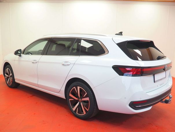 Volkswagen Passat Variant 1.5 eTSI Business DSG 110 kW image number 3