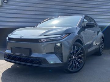 Car image 3