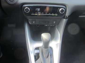 Car image 19