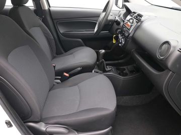 Car image 41