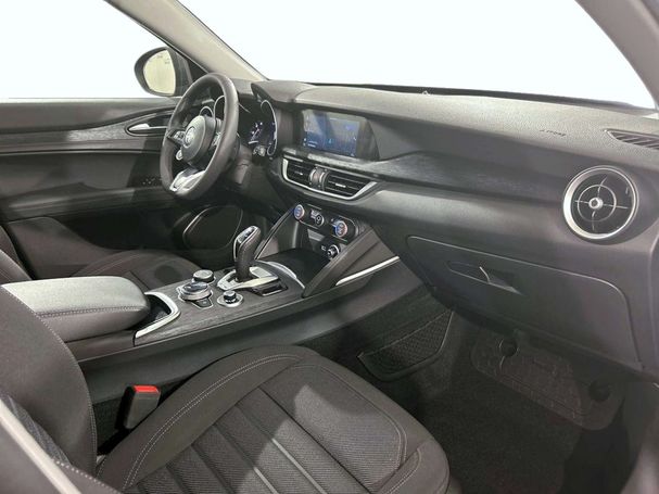 Alfa Romeo Stelvio 2.2 Q4 140 kW image number 15