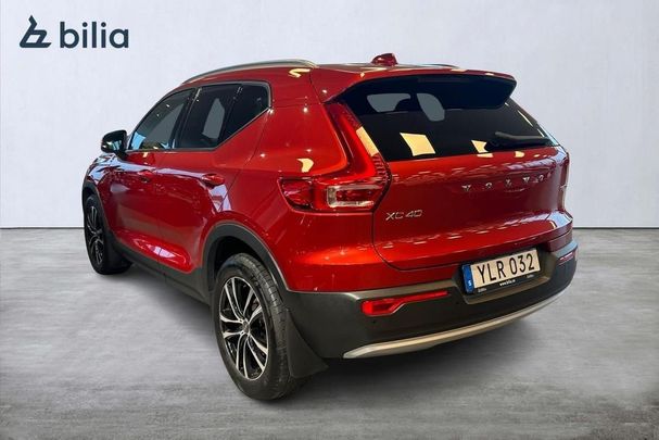 Volvo XC40 T5 AWD Momentum 185 kW image number 3