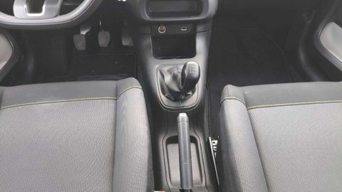 Car image 21