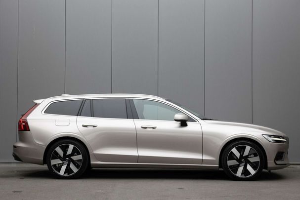 Volvo V60 T6 Ultra Bright AWD Recharge 293 kW image number 2