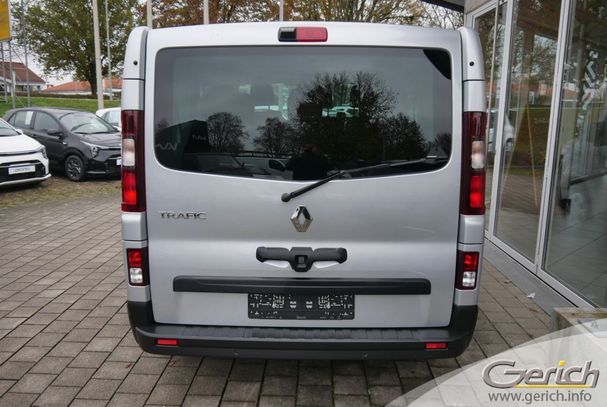 Renault Trafic Blue dCi 150 Life EDC 110 kW image number 4