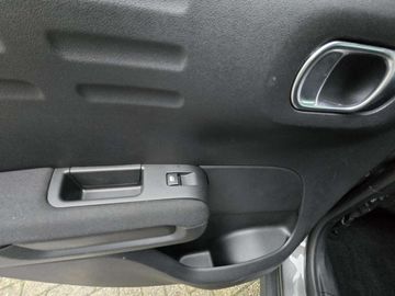 Car image 41