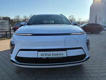 Car image 28