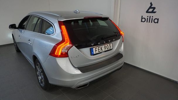 Volvo V60 D4 Ocean Race 141 kW image number 3