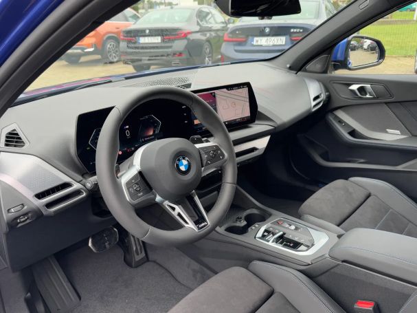 BMW 120i 103 kW image number 18