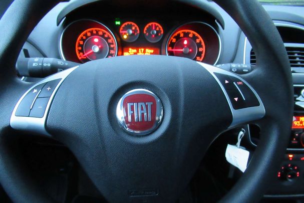 Fiat Punto 51 kW image number 13