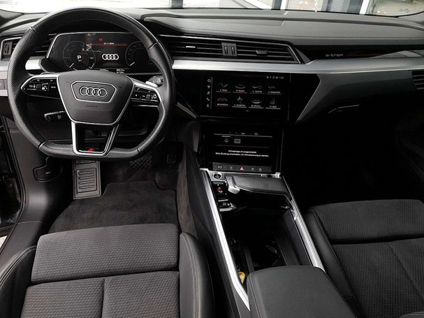 Audi e-tron 50 quattro S-line 230 kW image number 4