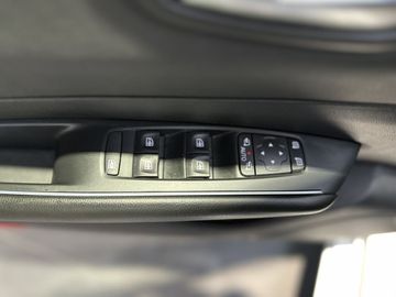 Car image 37