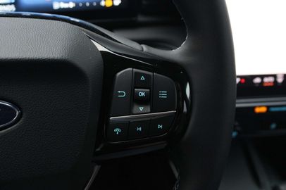 Car image 36