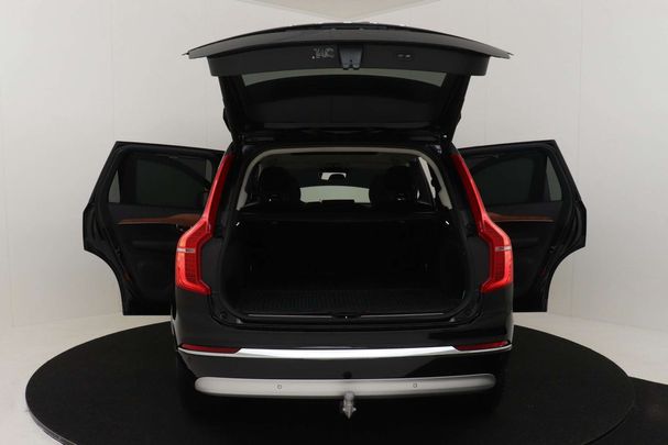 Volvo XC90 T8 Recharge AWD 335 kW image number 46