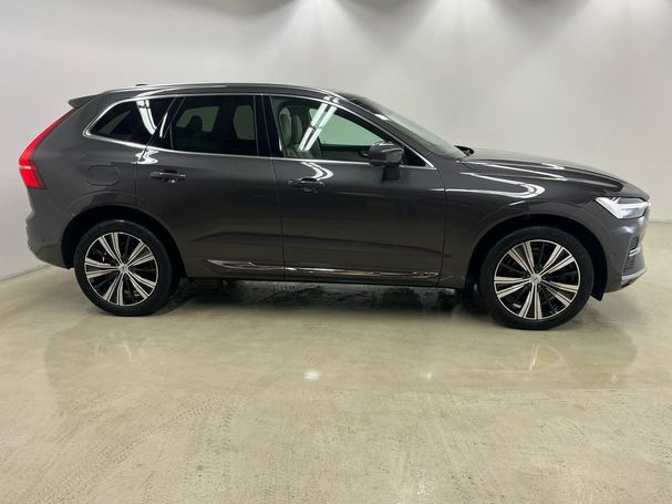 Volvo XC60 AWD B5 173 kW image number 2