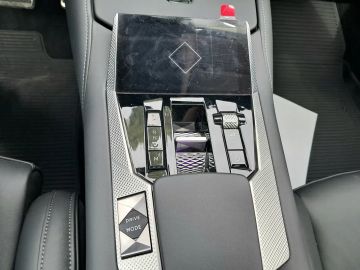 Car image 36