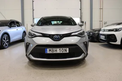 Car image 3