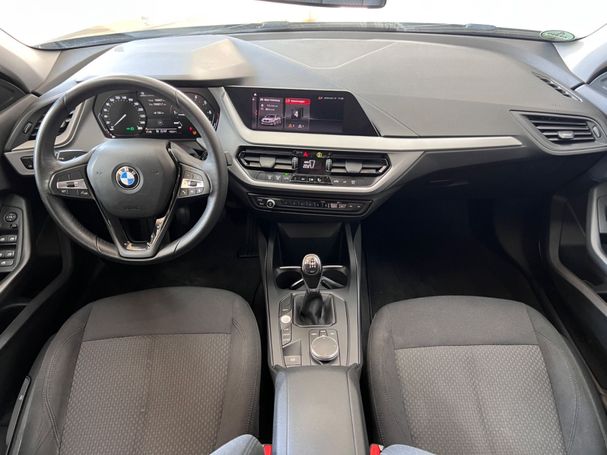 BMW 118i 103 kW image number 15