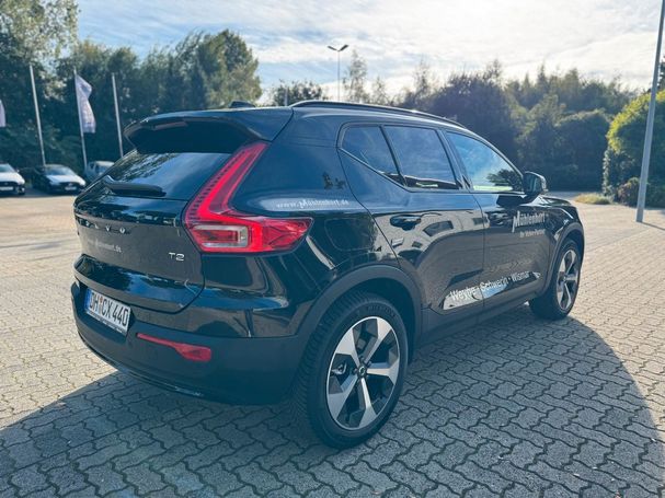 Volvo XC40 T2 Plus Dark 95 kW image number 1